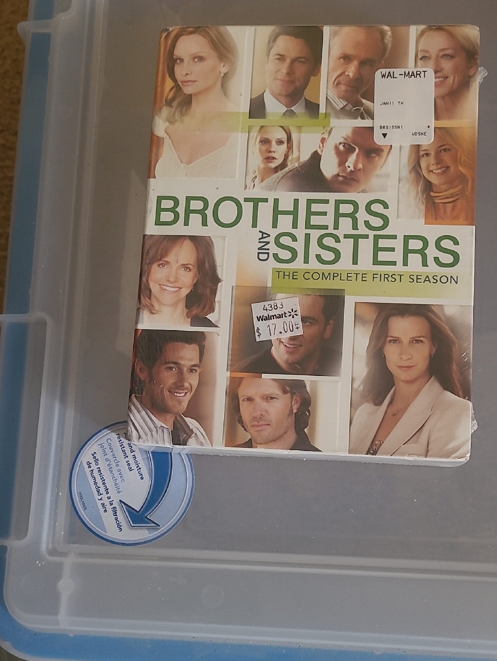 Brothers and Sisters: The Complete First Season DVD - White & Green